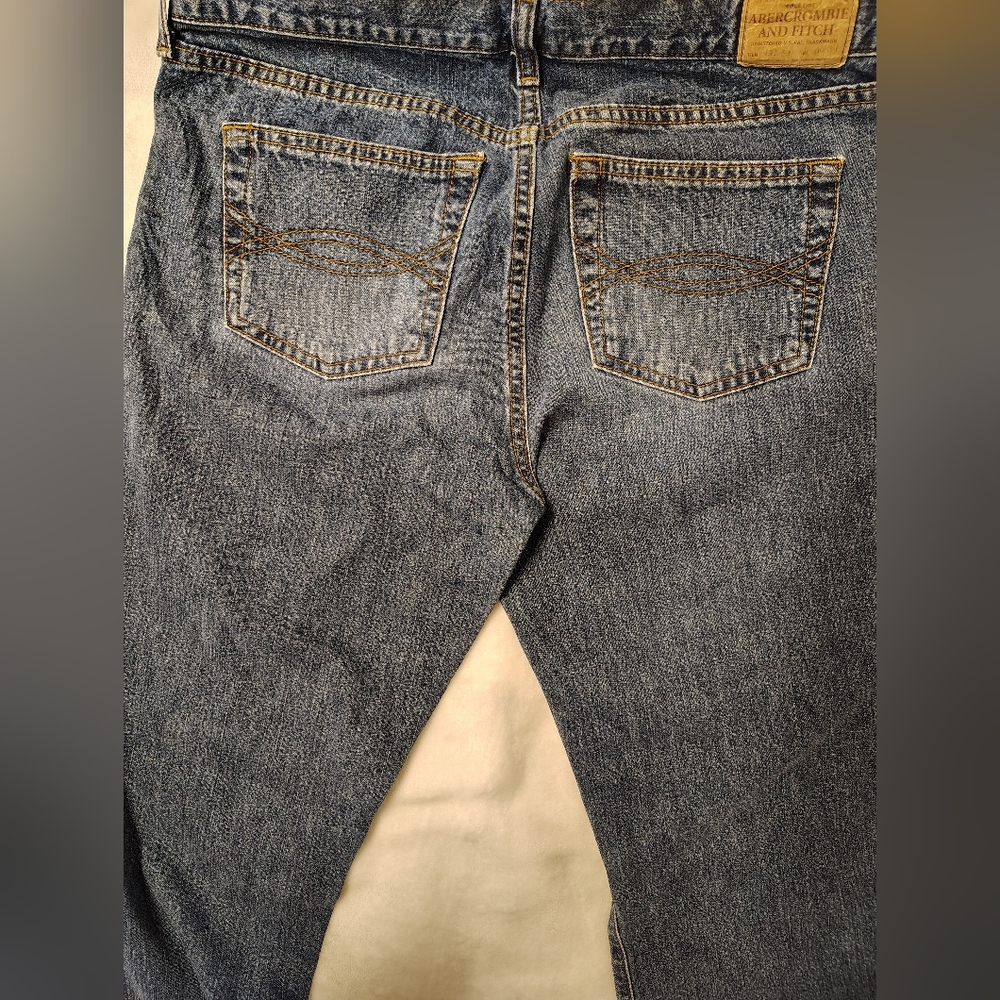 American Eagle Outfitters Relaxed Blue Jeans